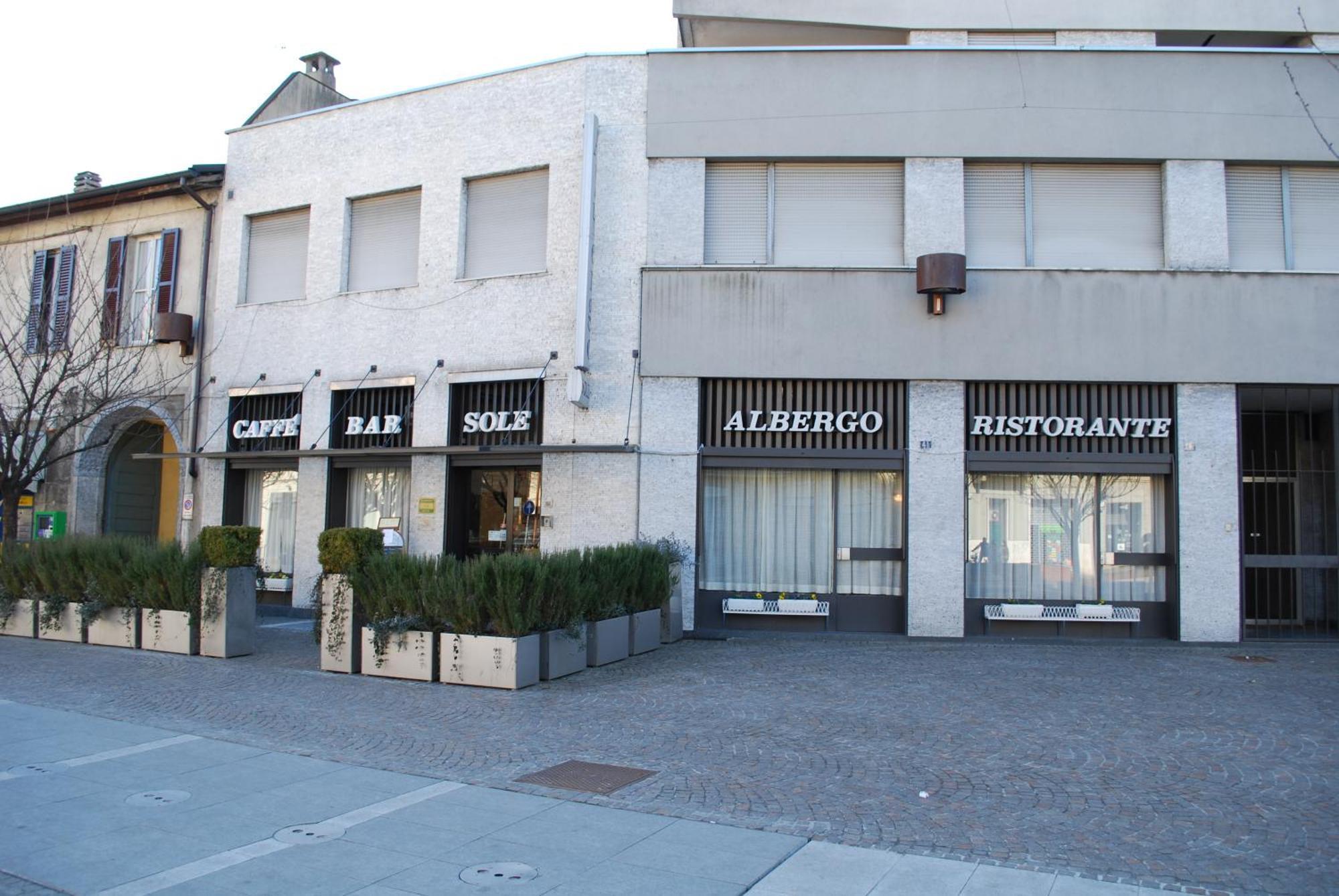 Albergo Sole Mariano Comense Exterior photo